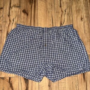 Plaid boxer shorts